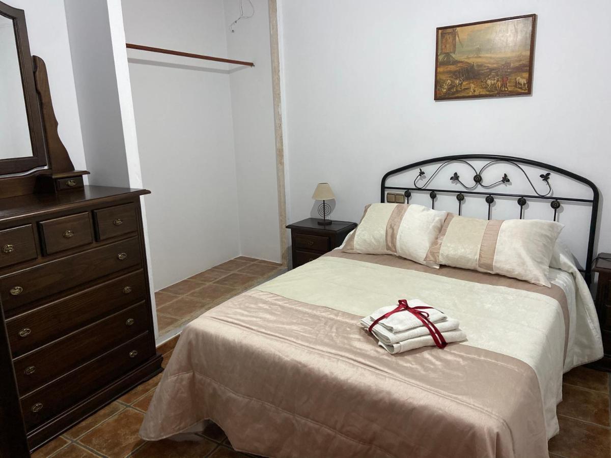 Vivienda Rural Los Tajos De Setenil Setenil De Las Bodegas ภายนอก รูปภาพ