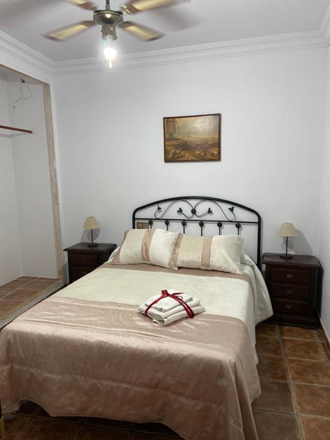 Vivienda Rural Los Tajos De Setenil Setenil De Las Bodegas ภายนอก รูปภาพ