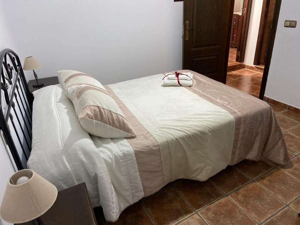 Vivienda Rural Los Tajos De Setenil Setenil De Las Bodegas ภายนอก รูปภาพ