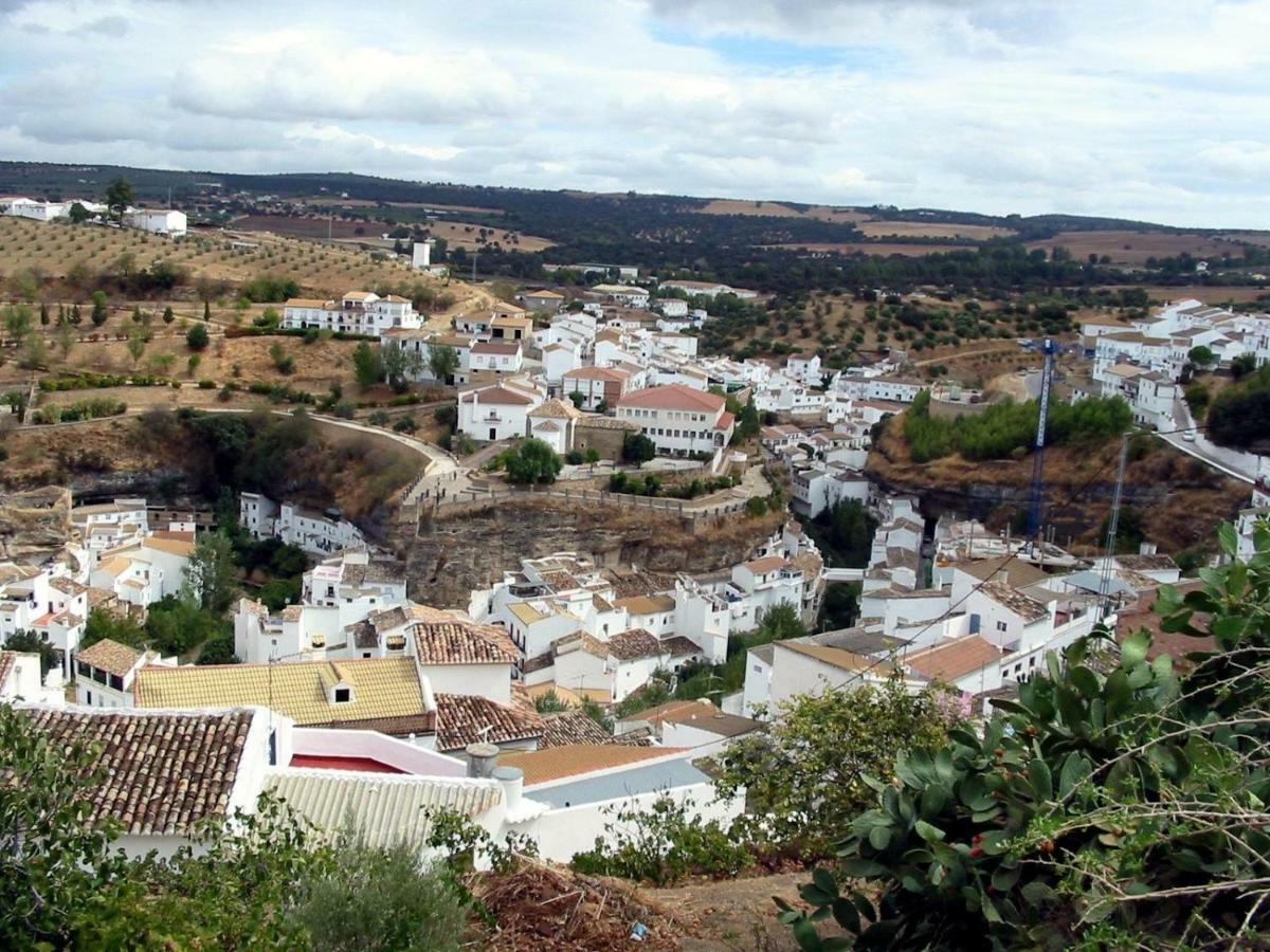 Vivienda Rural Los Tajos De Setenil Setenil De Las Bodegas ภายนอก รูปภาพ